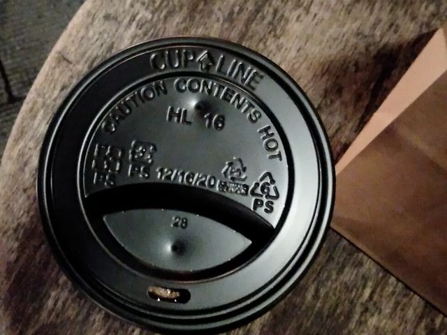 トラベラーリッド_hugcoffee ハグコーヒー 紺屋町店