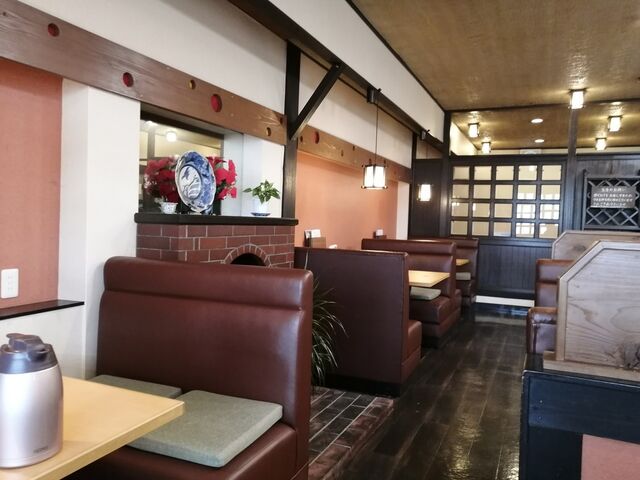 店内_うどん屋得兵衛