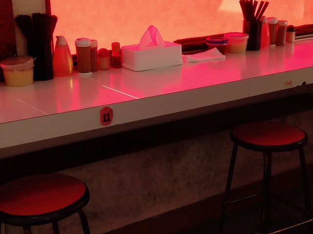 カウンター席_ラーメンショップ静岡一号店
