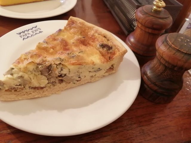 キッシュ_パパジョンズ 本店