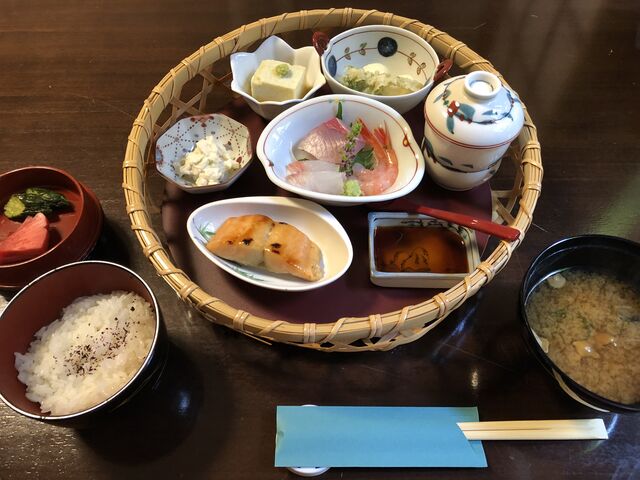 和かご弁当_清雲亭 山重