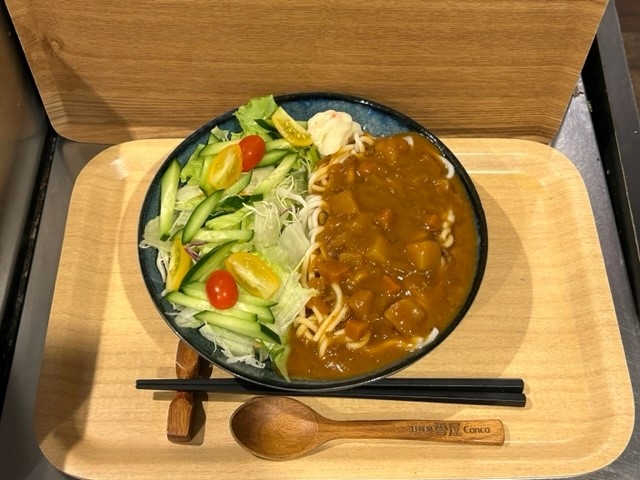 人気のソフト麺使用
野菜増し増しソフト麺ミートソース_甘味処雪屋Conco