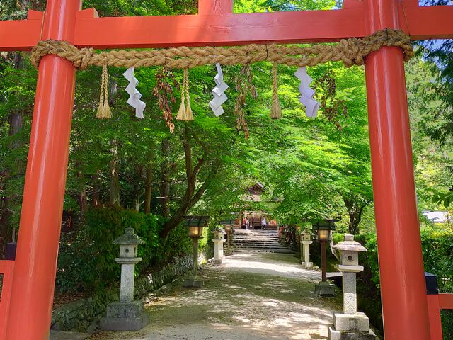 大田神社鳥居と参道_大田神社
