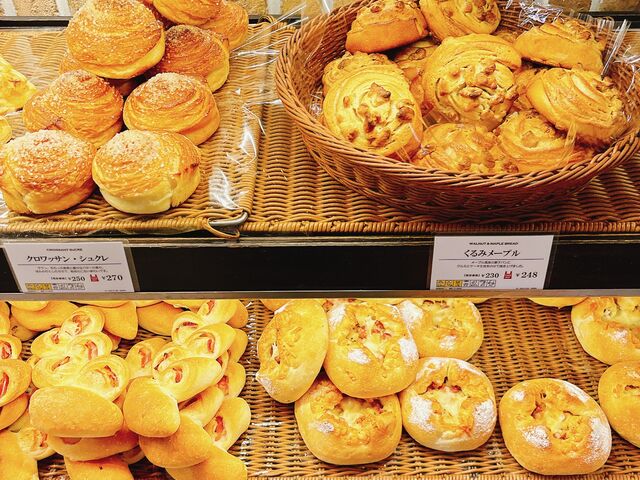 店内_フレッシュベーカリー神戸屋 高田馬場店