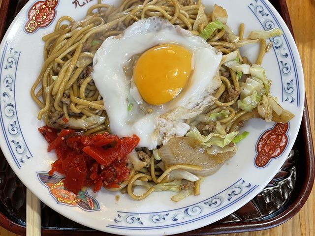 一番ポピュラーな物を注文しました。_元祖神谷焼そば店