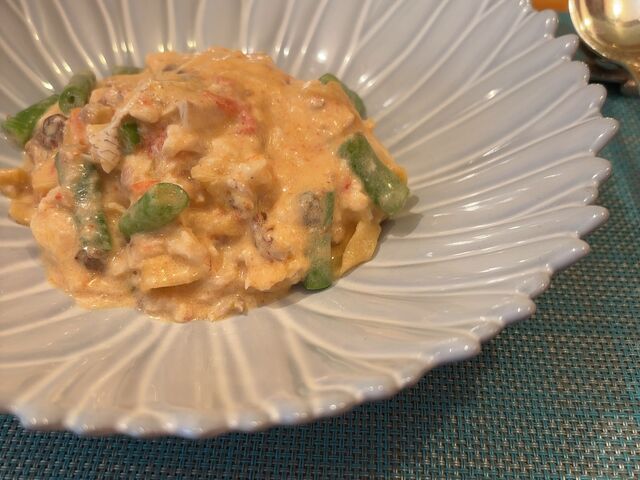 写真はこの前すごく気に入ったパスタのお皿。
鯛とトマトとクリームがたまらん。_ソラアンナ