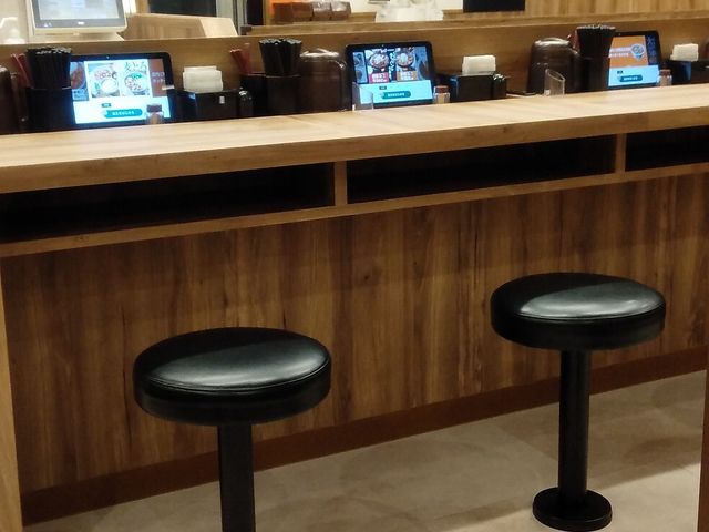 カウンター席_吉野家 414号線沼津南店