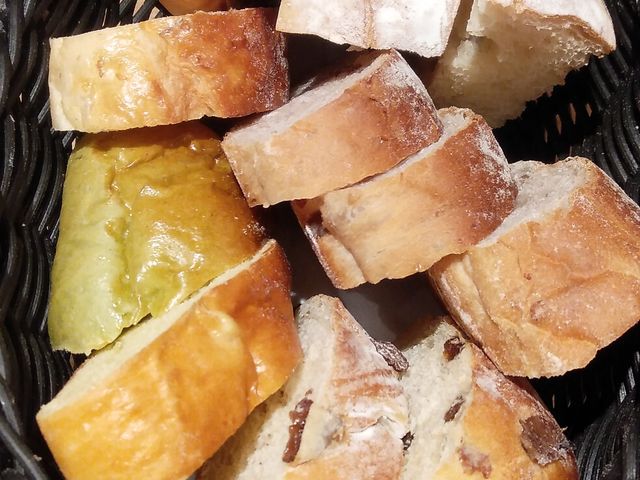 11種のパンが食べ放題_pier‘s bakery