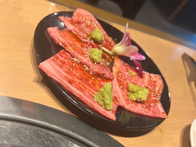 わさびで食べる和牛は本物の証!_炭火焼肉 キョロちゃん 池田店