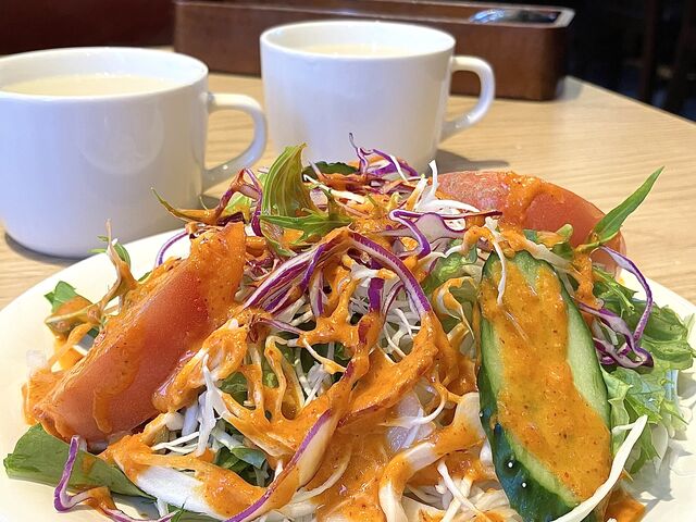 野菜サラダ_インド料理レストラン ディンプル