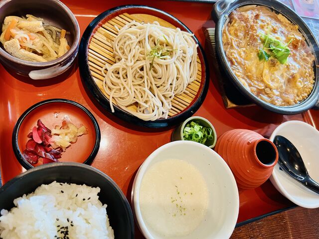 カツとじ定食_しなの路 秋葉