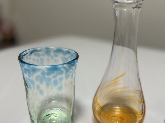 グラスと花瓶_ぐらすたTOMO
