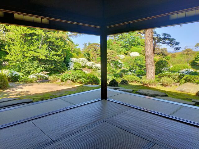別邸2階からの景色_本間美術館