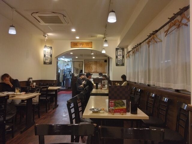お店は典型的な、商店街にある町中華屋さんでした。_観行雲 川崎仲見世通り店