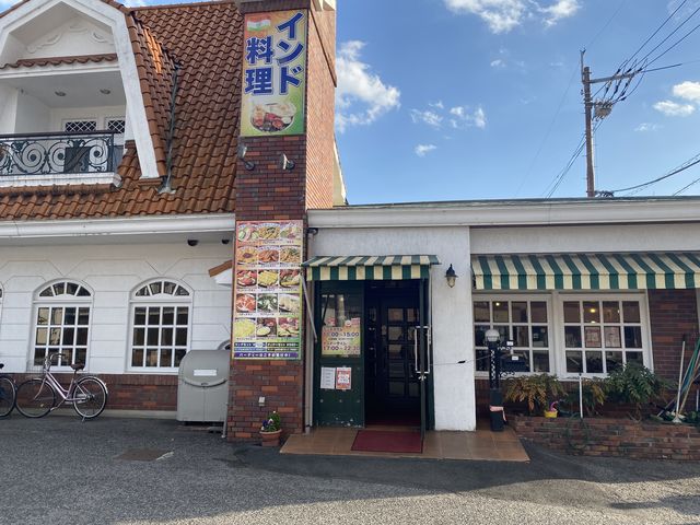 本格的なインドカレーを、愛らしい価格で、美味しい味で_インドダイニングスクーン 井原店