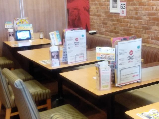 店内_ガスト 小田原桑原店