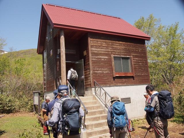 船形山升沢避難小屋の写真1