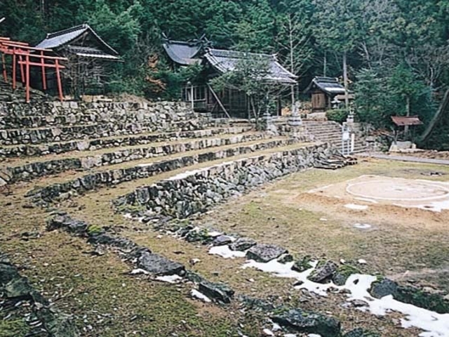 表米神社相撲桟敷