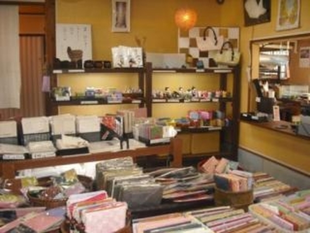 西ノ内和紙工芸品_紙のさと和紙資料館