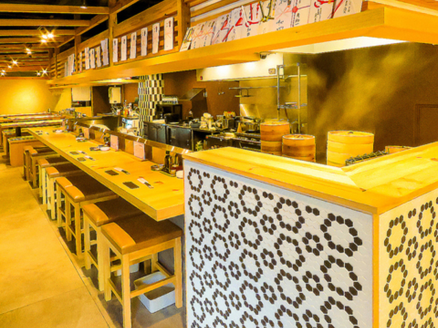 中華酒飯 シウマイひなたの写真1