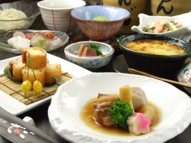 季節を味わう旬菜料理 でんごの写真1