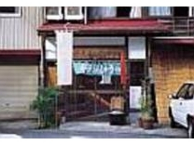 店内には蒸したての温かい香りが漂う_弁天まんじゅう本舗