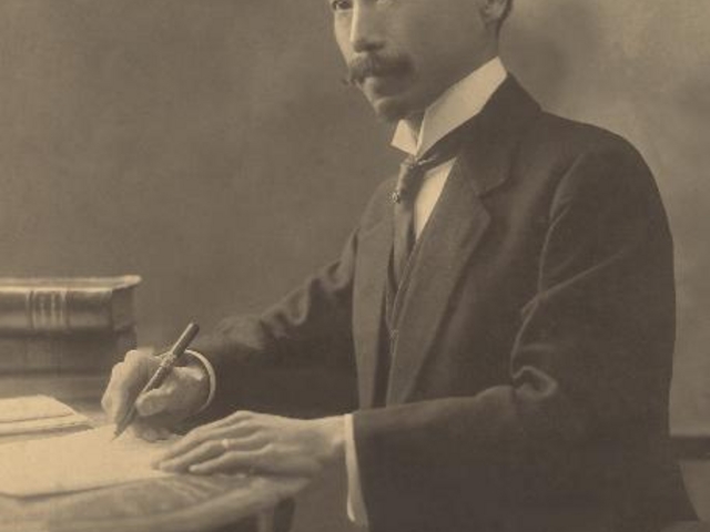 安達峰一郎博士生家の写真1