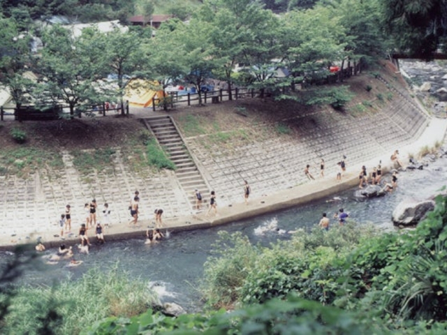 下市町森林公園やすらぎ村の写真1