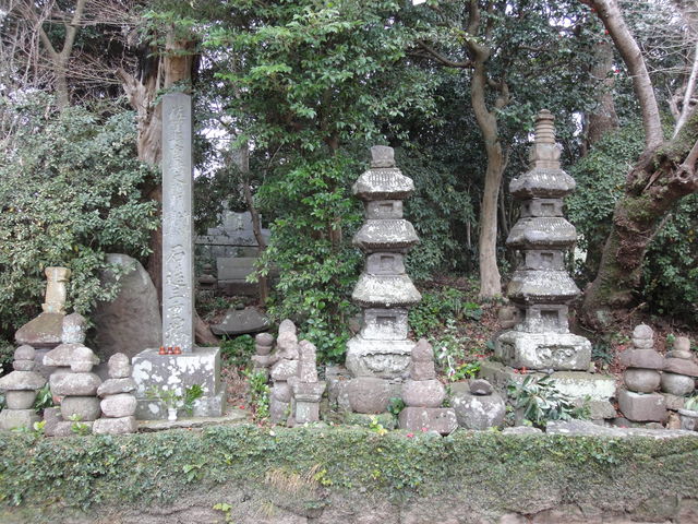 石造三重塔