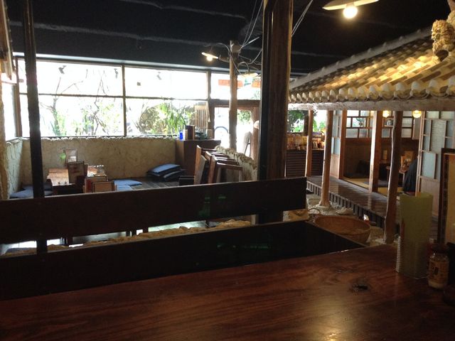 島唄と地料理 とぅばらーま 国際通り店