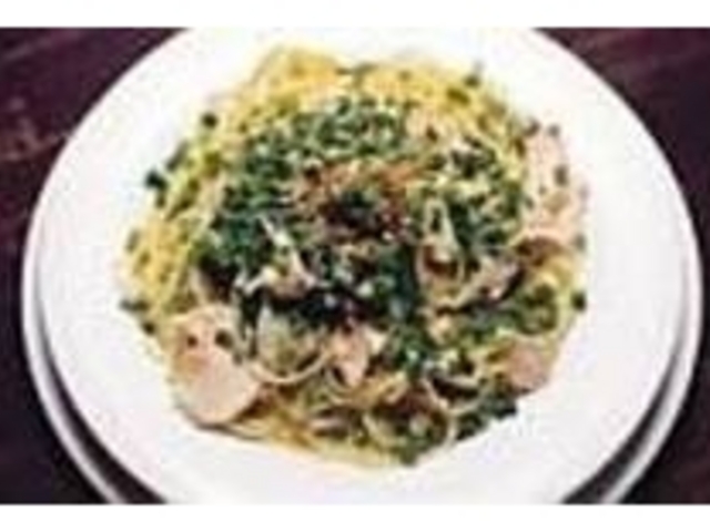蒸し鶏と青ネギの和風ソーススパゲッティ_ラ・ボエム世田谷