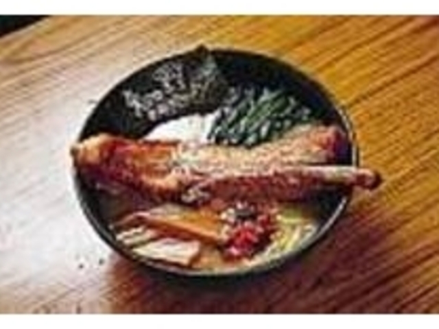 一番人気の『スペアリブラーメン』_赤坂ラーメン(赤坂本店)