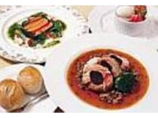 じっくりと、丹念に仕上げられた料理_レストラン ル・フィザリス