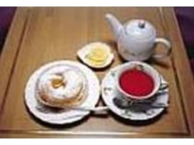 ケーキとドリンクはセットがお得だ_アマンド 六本木店