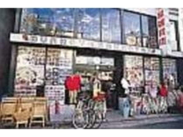ノスタルジックな雰囲気が漂う雑貨店_文化屋雑貨店