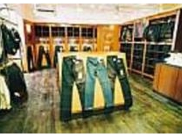 ヴィンテージ商品の情報も手に入る_リーバイスストア原宿店