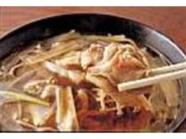 うま味十分の『地鶏南蛮そば』をぜひ_小花