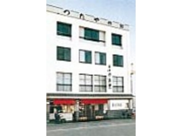 飯坂温泉の駅前にありながら中庭に面した静かな部屋も有_つたや旅館