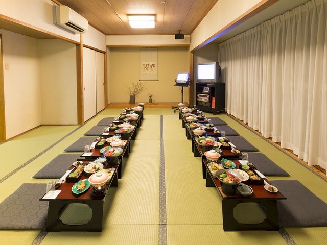 10名様対応の宴会個室「毘沙門」_マホロバマインズ三浦