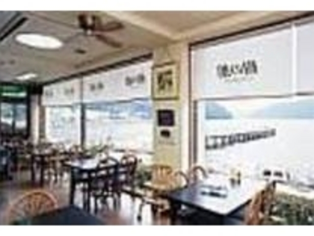 芦ノ湖が一望できる絶好のロケーション_レストラン 樹の館
