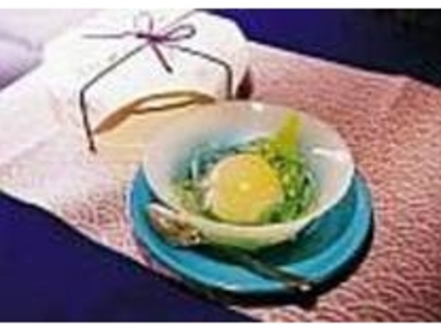 プルンとして目にも涼しい『水まんじゅう』_中松屋