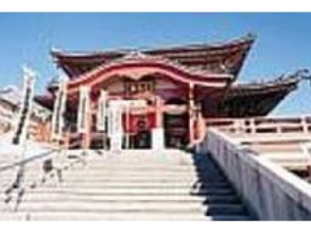 のみの市開催時は多くの人で賑わう大須観音_大須観音 骨董市