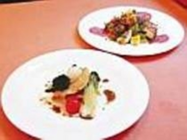季節を感じさせる新鮮な素材を使った料理_Chez やまのべ