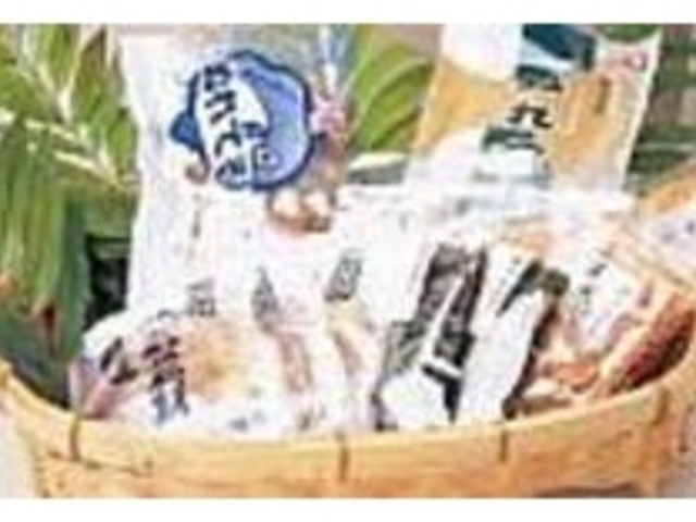 何個かを選んで贈り物にしても喜ばれそう_ぬれ煎餅のイシガミ せんべい館