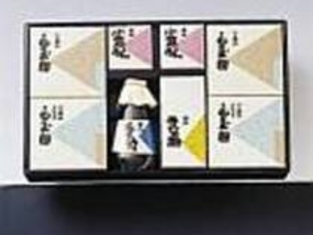 まろやかなくろみつはハチミツが隠し味_川光物産