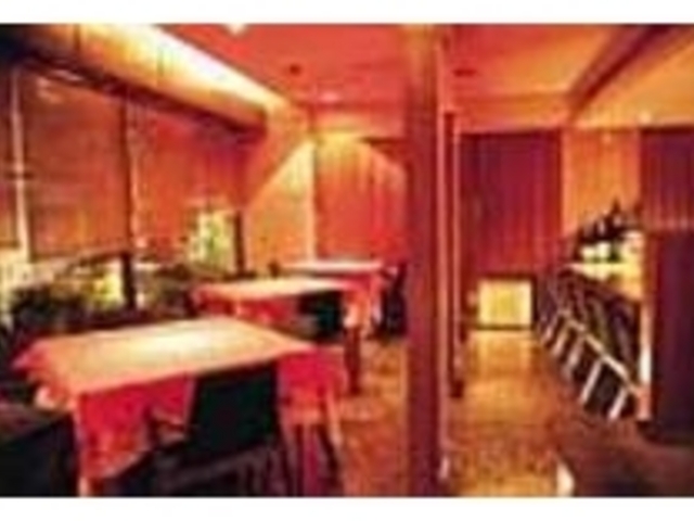 ムード満点の店内でじっくり料理を楽しもう_ブラッスリーイグレック