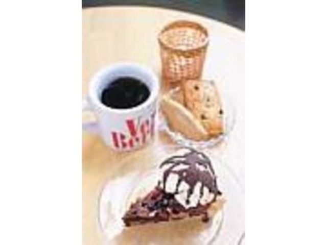 女性に人気メニューの『ケーキセット』_VeryBerryCafe