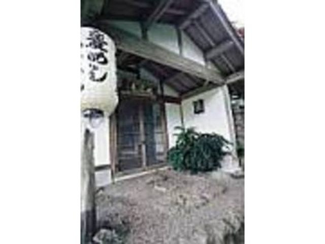 一般の民家風のお店。冬季は閉店している_風穴庵