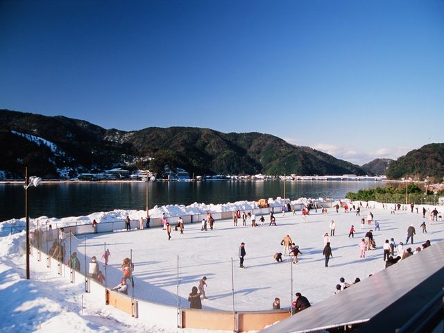 アイススケートリンク(11月下旬〜3月上旬)_円山川公苑