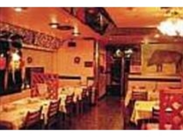 全40席。この他パーティースペースも完備_ステーキ&欧風料理 松阪家 新大阪本店